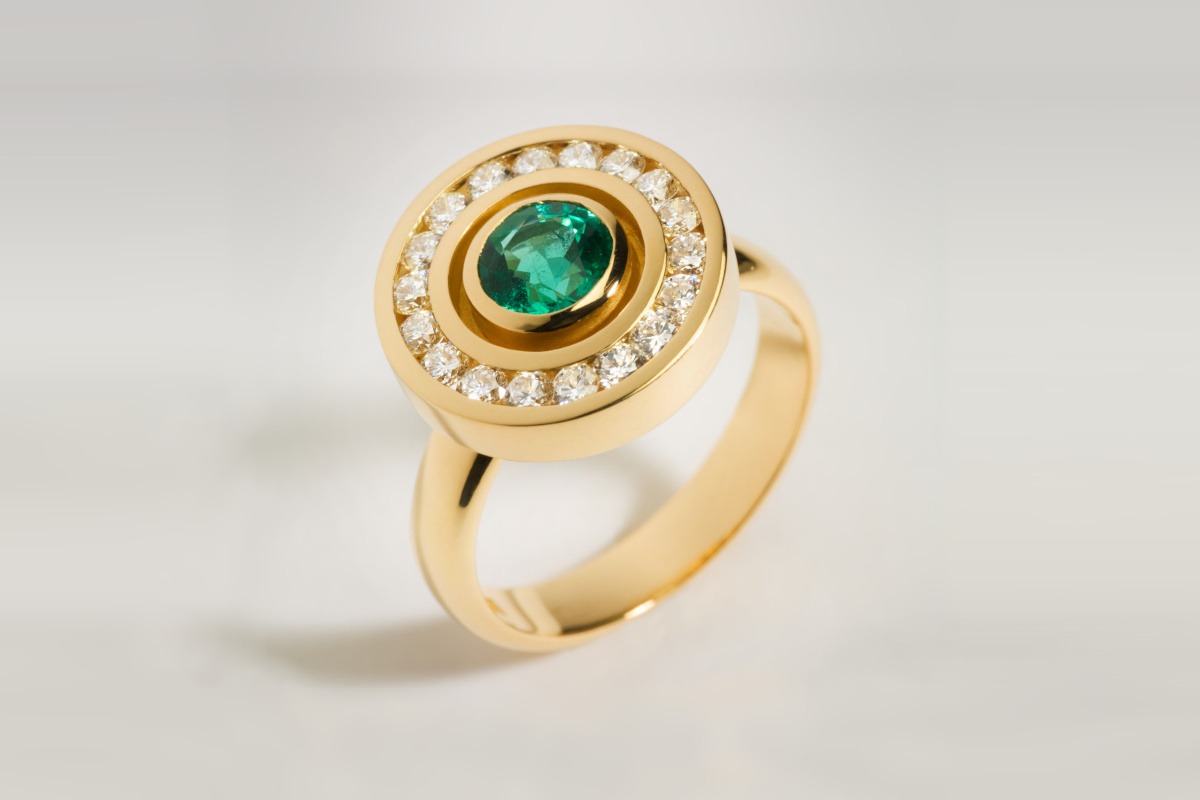 Rudolf Heltzel Diamond Surrounded Emerald 18ct Yellow Gold Engagement Ring