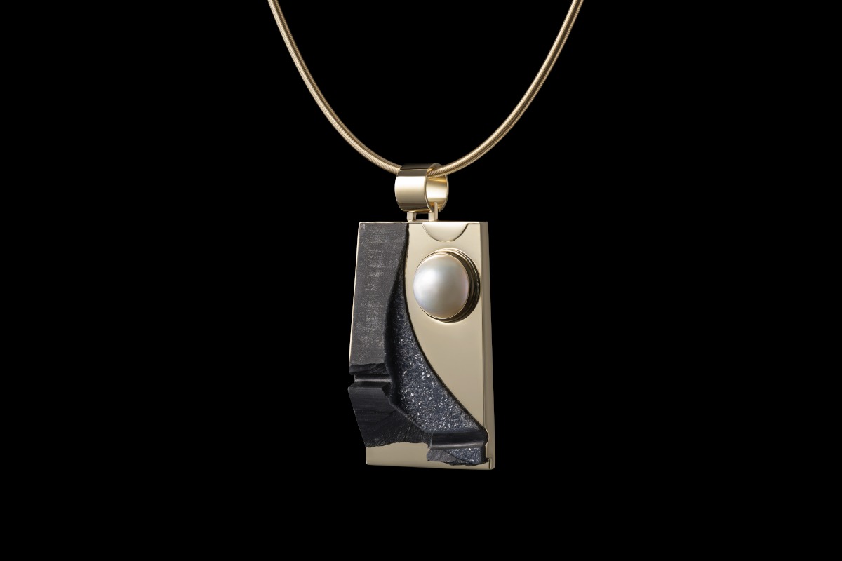 Handcrafted Black agate druse and round mabe pearl pendant in 18ct yellow gold with yellow gold choker