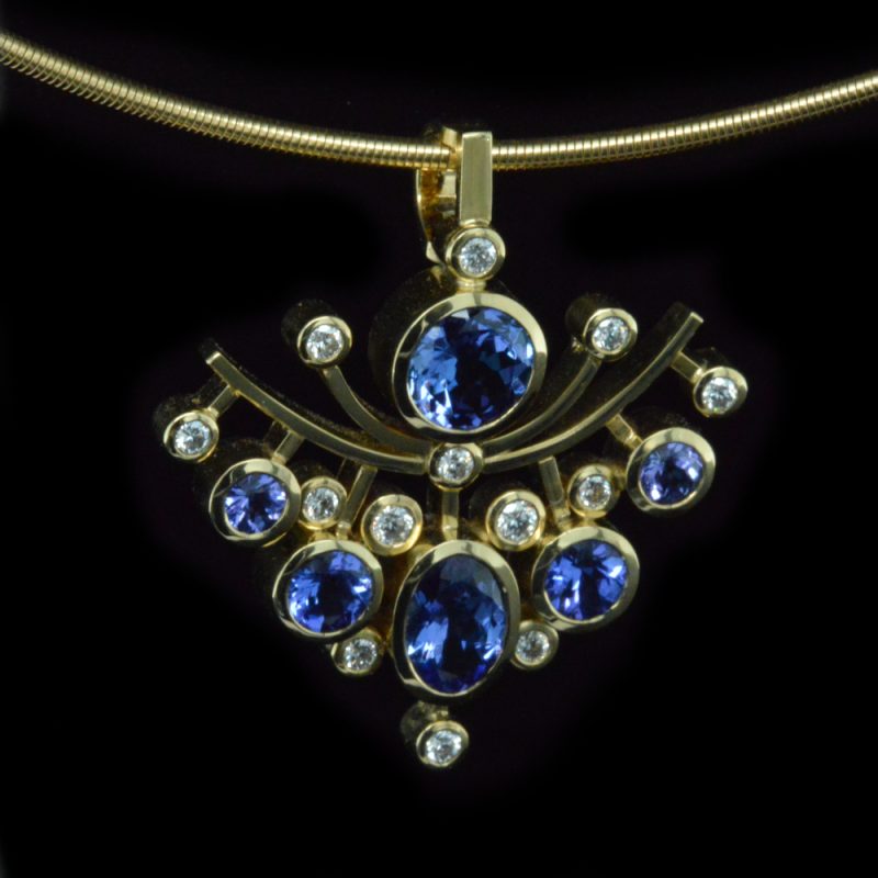 Rudolf Heltzel sapphire and diamond pendant in 18ct yellow gold