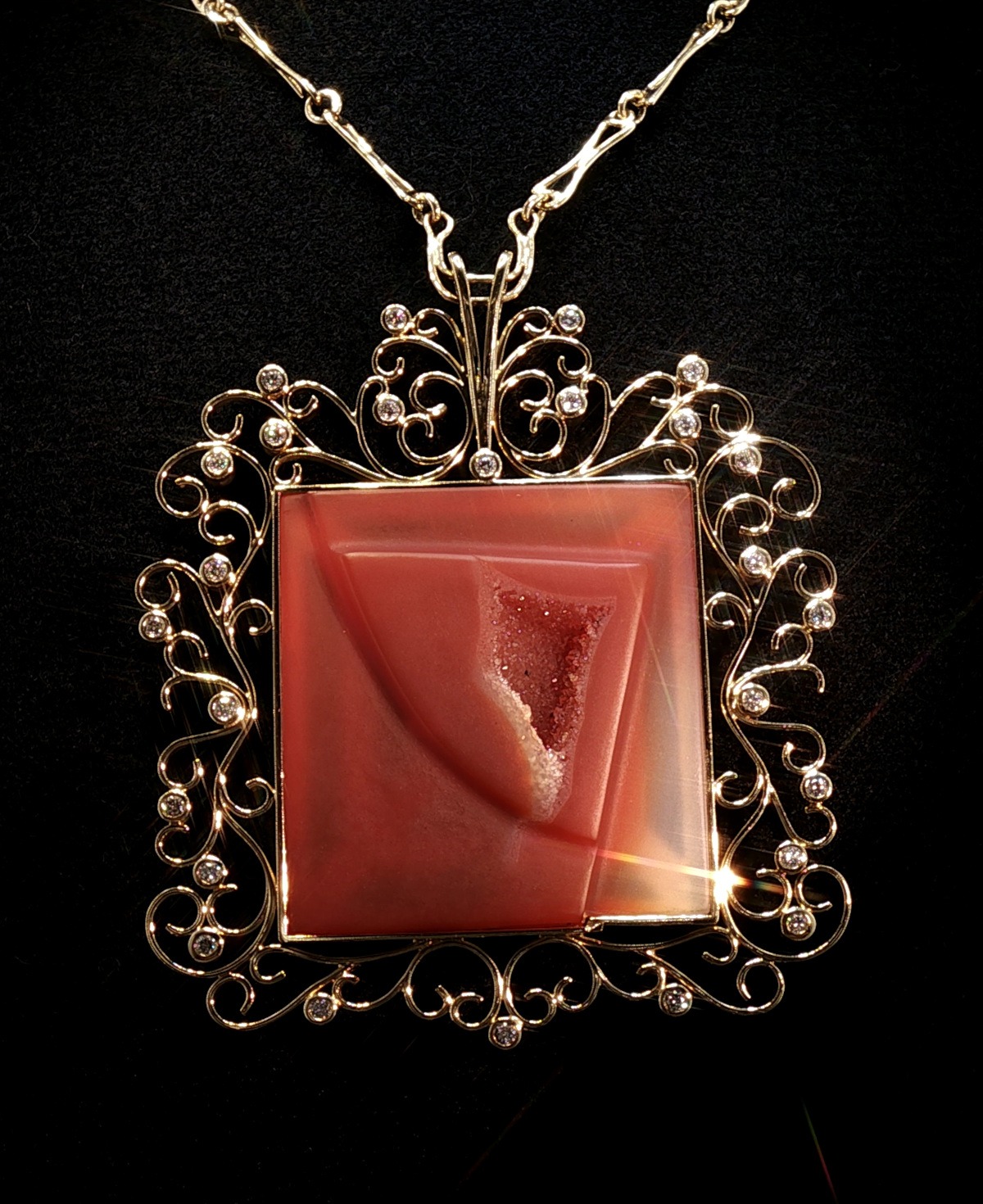 Rudolf Heltzel Carnelian and Yellow Gold Pendant