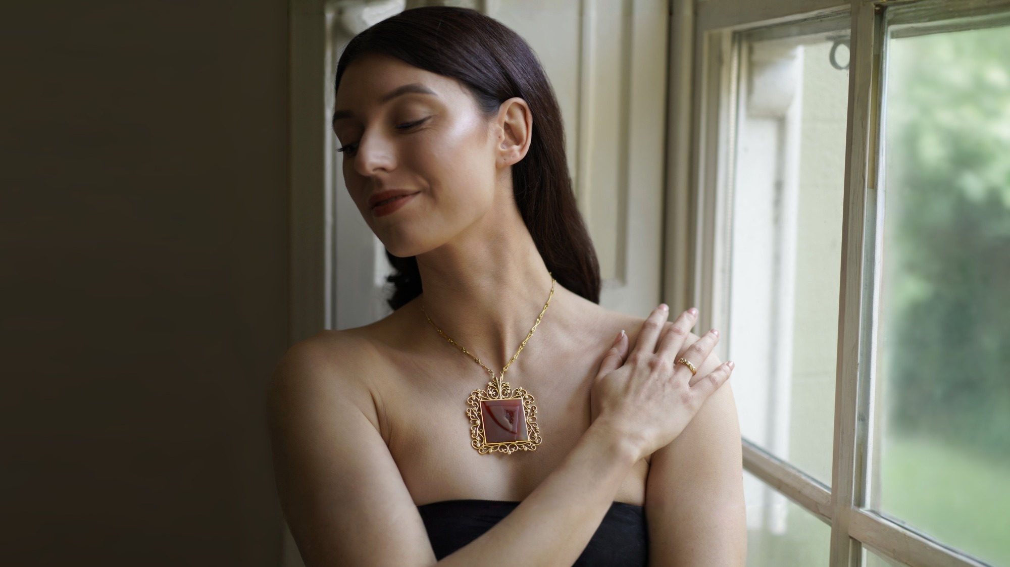 Rudolf Heltzel Gold Carnelian Pendant in yellow gold