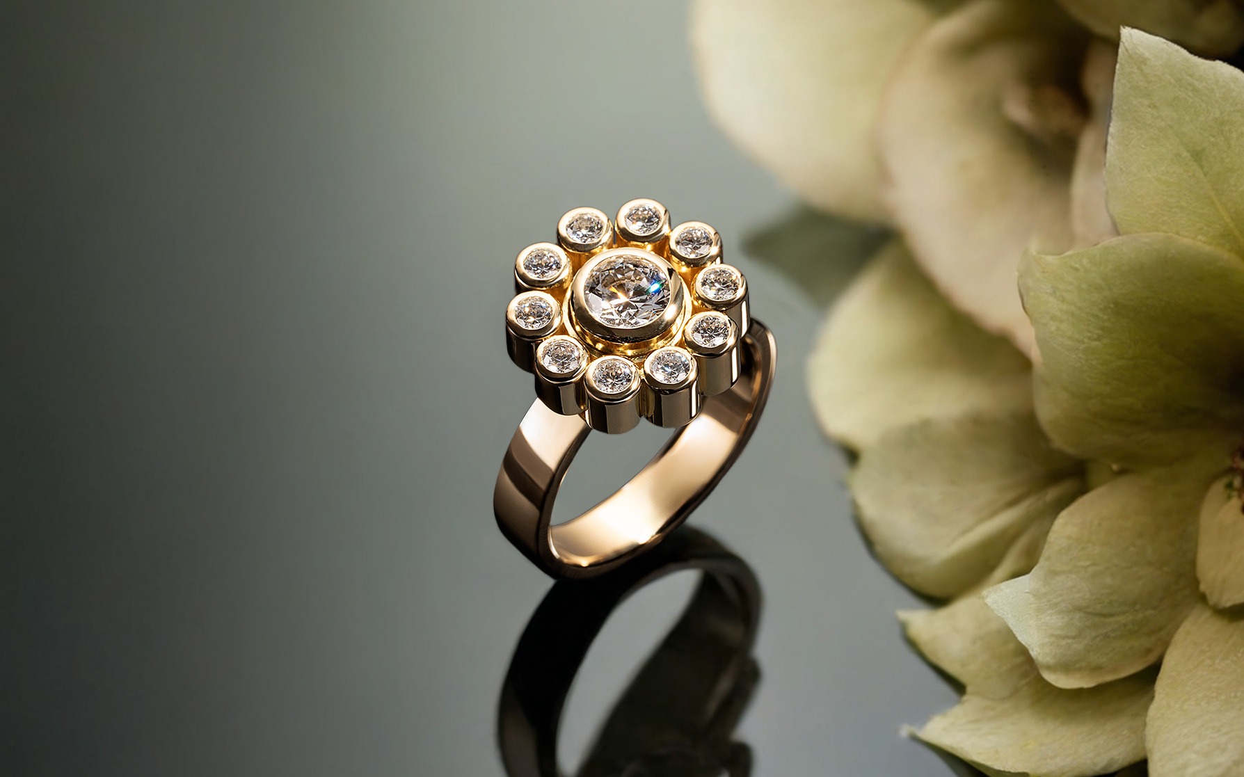 Halo Cluster Diamond Engagement Ring In yellow gold