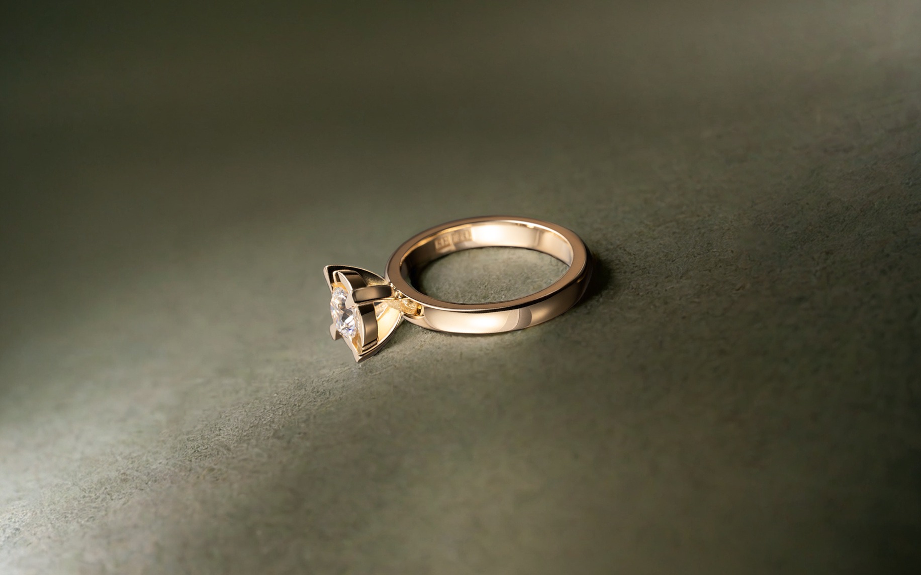 Rudolf Heltzel Sculpted Claw Diamond And Yellow Gold Solitaire Ring