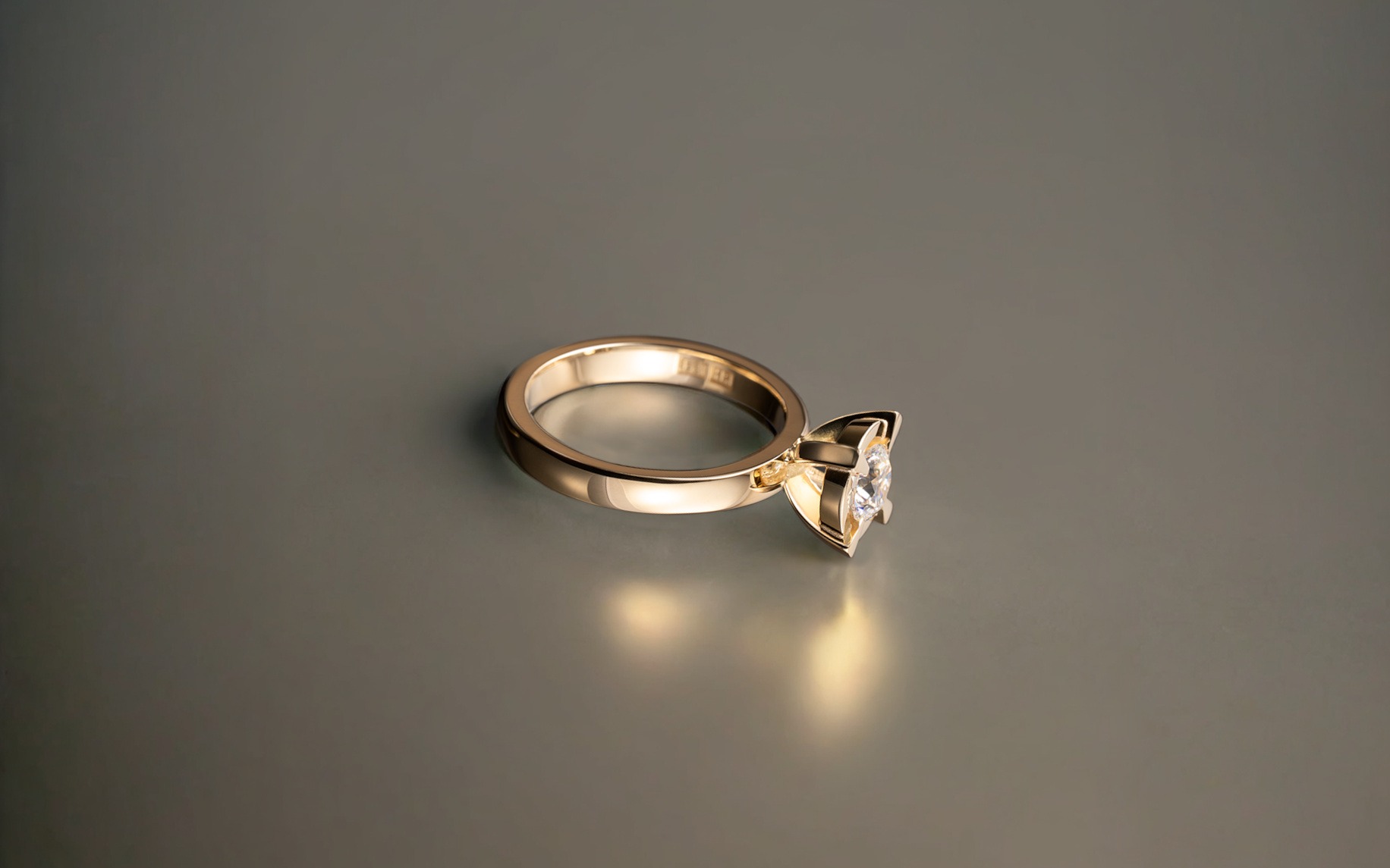 Rudolf Heltzel Sculpted Claw Diamond Solitaire Ring In Yellow Gold