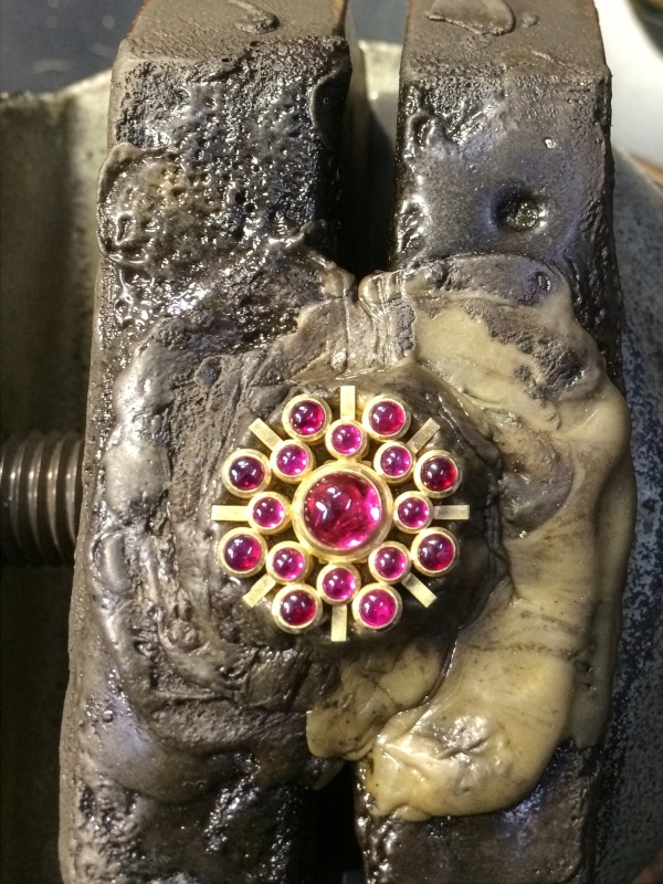 Pendant making process
